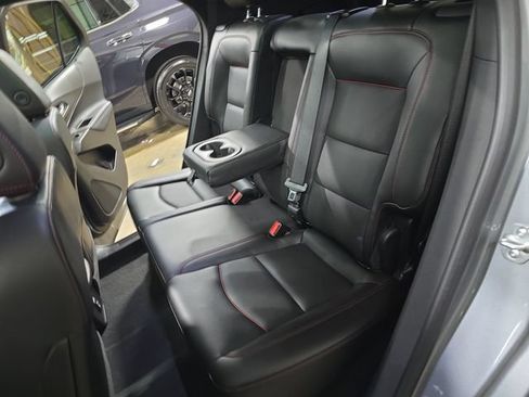 Used 2024 Chevrolet Equinox RS w/ RS Leather Package AWD/4WD image 18