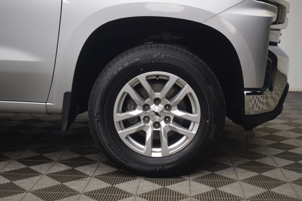 Used 2020 Chevrolet Silverado 1500 LT w/ Trailering Package AWD/4WD image 24