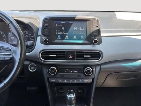 Used 2018 Hyundai Kona Limited AWD/4WD image 11