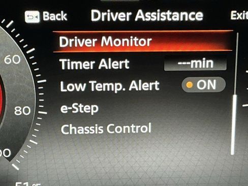 Used 2024 Nissan Ariya FWD image 13