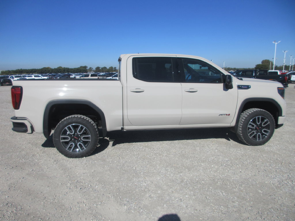New 2026 GMC Sierra 1500 AT4 w/ AT4 Premium Package AWD/4WD image 3