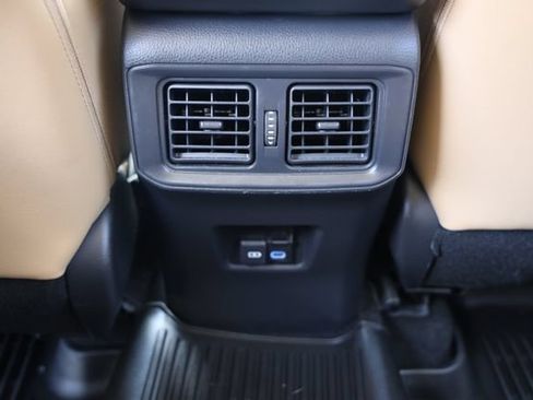 Certified 2022 Toyota RAV4 Limited AWD/4WD image 29