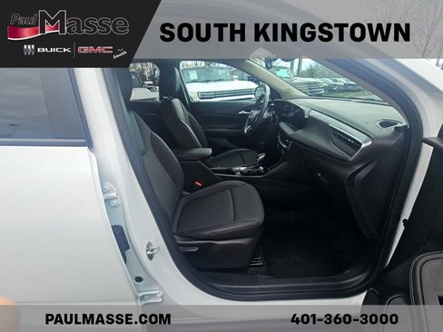 Used 2024 Buick Encore GX Preferred AWD/4WD image 21