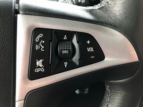 Used 2017 Chevrolet Equinox LT w/ Convenience Package image 35