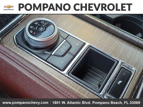 Used 2023 Ford Expedition Limited image 30