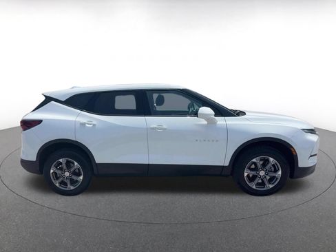 Used 2025 Chevrolet Blazer LT FWD image 15