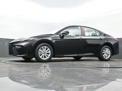 New 2026 Toyota Camry LE FWD image 25