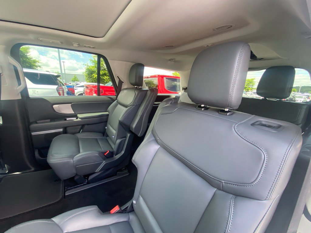 New 2026 Ford Expedition Active AWD/4WD image 26