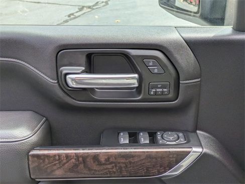 Used 2020 GMC Sierra 2500 Denali w/ Denali Ultimate Package image 12