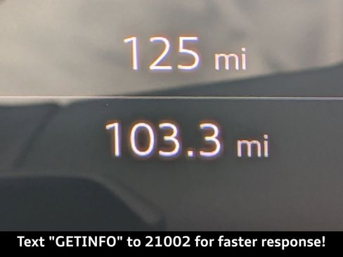 Certified 2025 Audi Q5 Premium Plus image 37