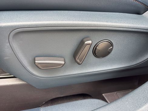 Used 2024 Ford Maverick Lariat FWD image 15