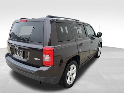 Used 2014 Jeep Patriot Latitude FWD image 5