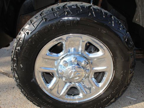 Used 2017 RAM 2500 Tradesman w/ Chrome Appearance Group image 30