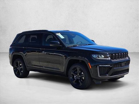 New 2026 Jeep Grand Cherokee Limited w/ Limited Altitude Package AWD/4WD image 6
