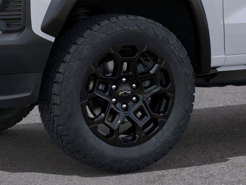 New 2026 Chevrolet Colorado Trail Boss AWD/4WD image 9