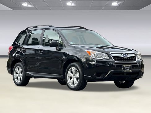 Used 2016 Subaru Forester 2.5i w/ Alloy Wheel Package image 7