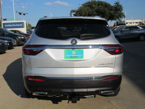Used 2019 Buick Enclave Premium image 10