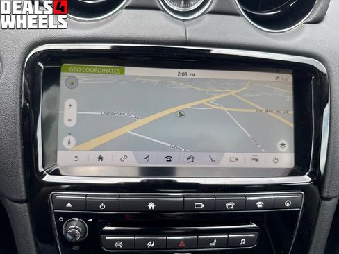 Used 2019 Jaguar XJ R-Sport AWD/4WD image 19
