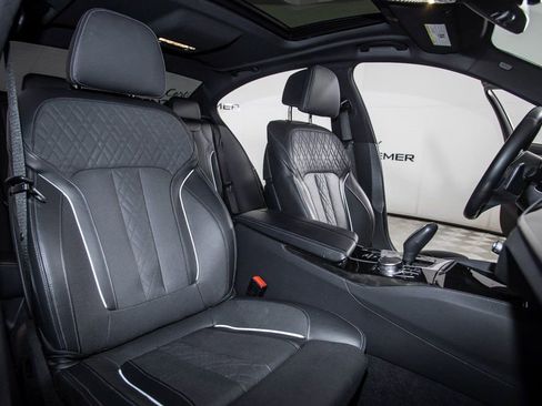 Used 2023 BMW M550i xDrive image 13