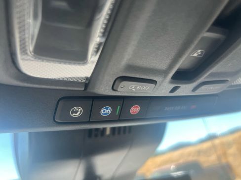 Used 2023 Chevrolet Silverado 1500 ZR2 w/ Technology Package image 39