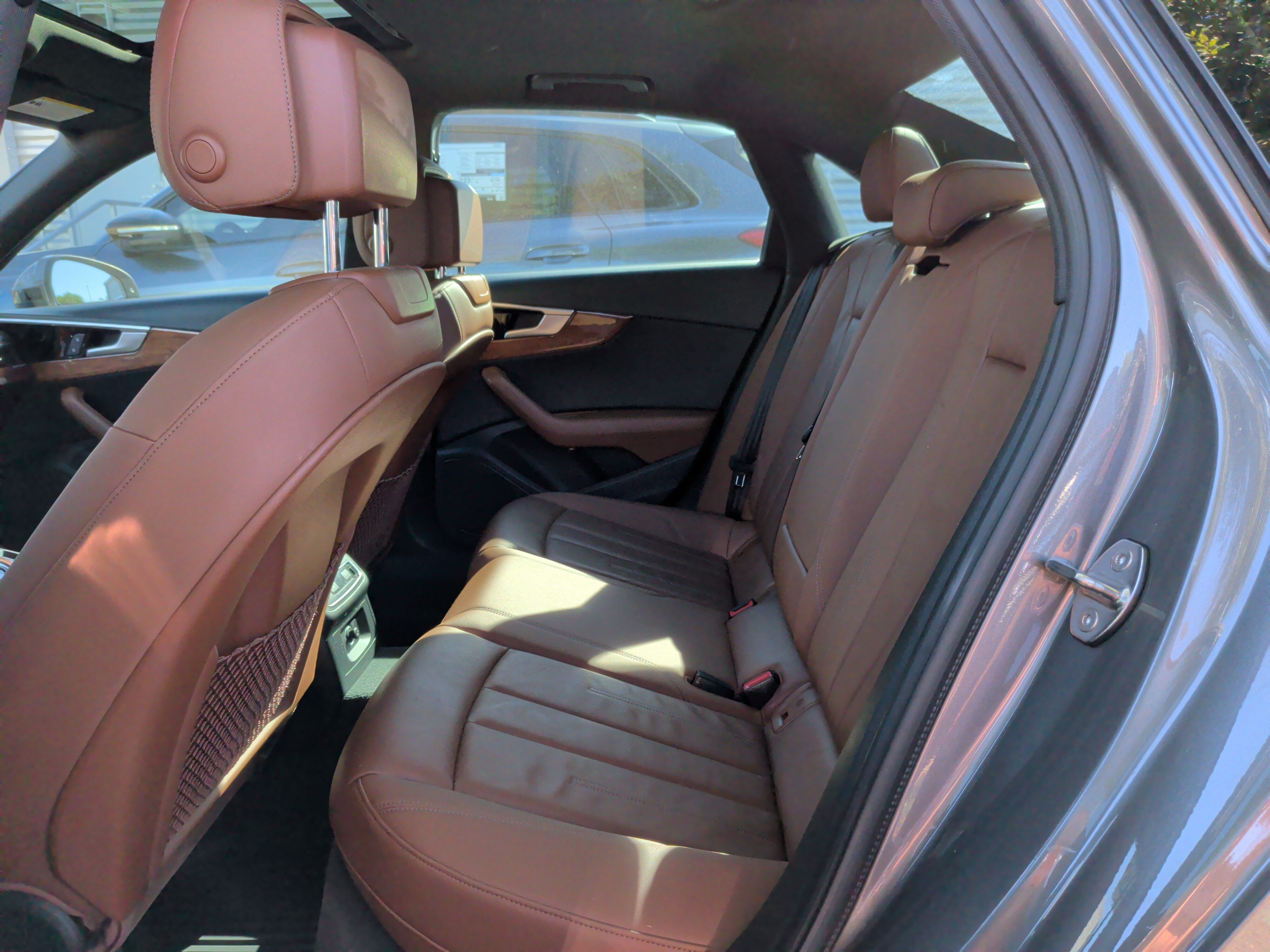 Used 2022 Audi A4 2.0T Premium w/ Convenience Package AWD/4WD image 30