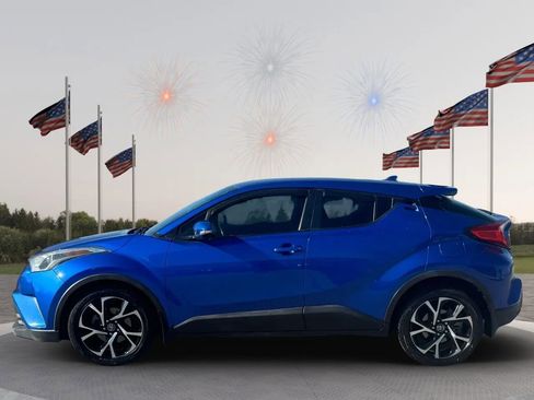 Used 2018 Toyota C-HR XLE image 8