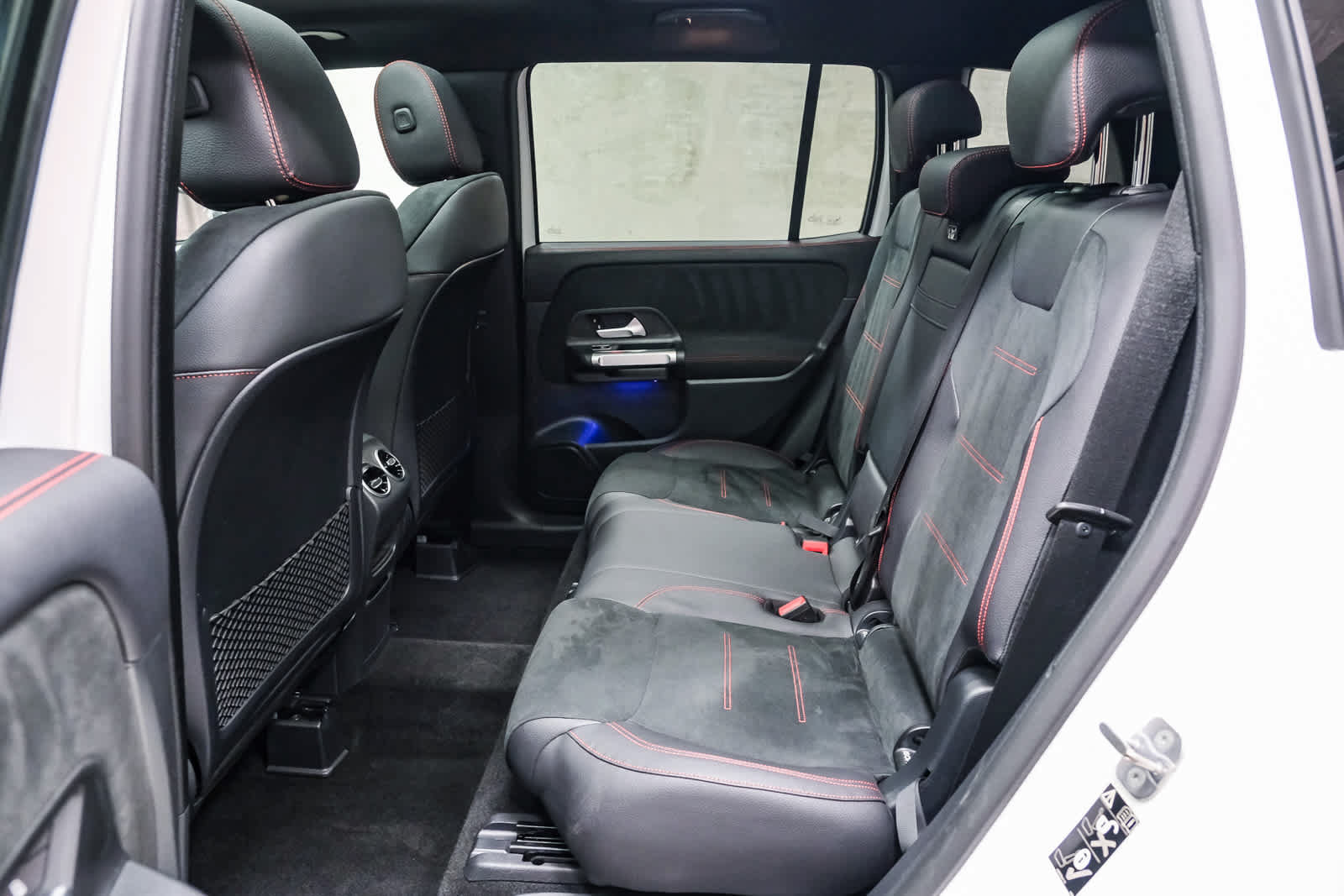 Used 2023 Mercedes-Benz GLB 250 image 22
