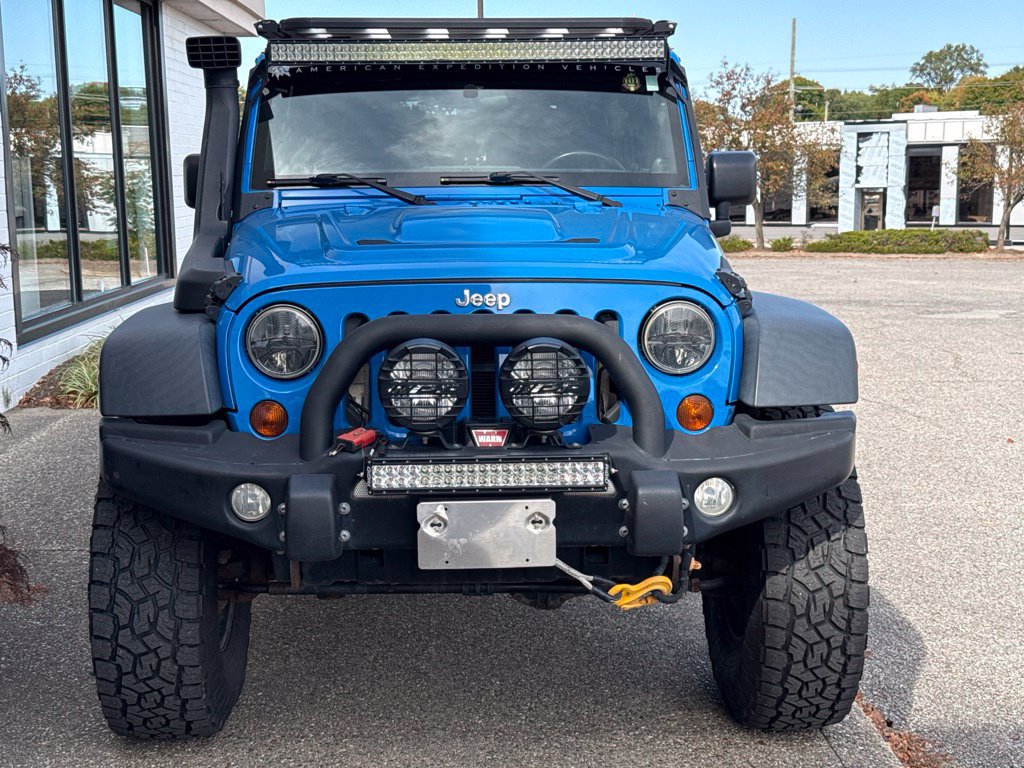 Used 2011 Jeep Wrangler Unlimited Rubicon w/ Connectivity Group AWD/4WD image 12
