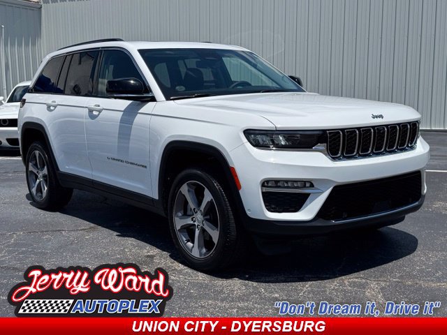 Used 2023 Jeep Grand Cherokee Limited w/ Luxury Tech Group II AWD/4WD image 1