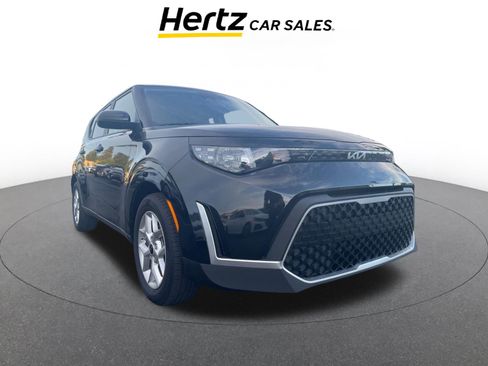 Used 2025 Kia Soul LX w/ LX Technology Package image 1