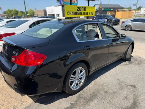 Used 2013 INFINITI G37 x Sedan w/ Premium Pkg AWD/4WD image 32