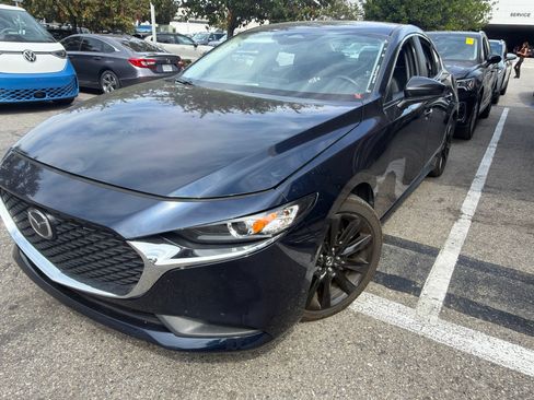 Used 2024 MAZDA MAZDA3 s FWD image 8