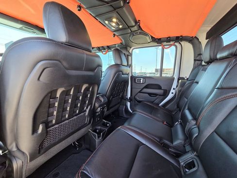 Used 2022 Jeep Gladiator Mojave w/ Trailer Tow Package image 26