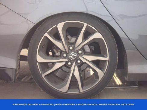 Used 2019 Honda Civic Sport image 11