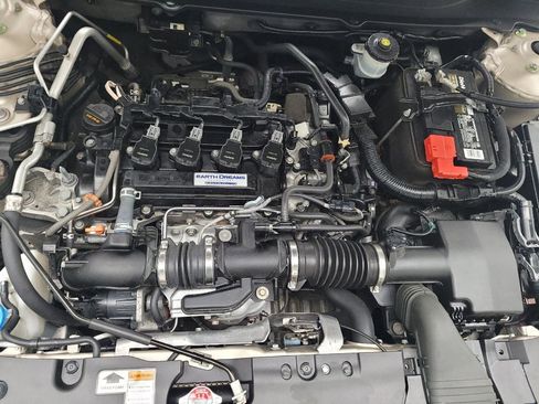 Used 2018 Honda Accord LX image 30