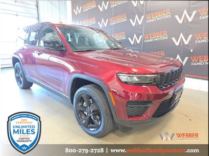 Used 2023 Jeep Grand Cherokee Altitude