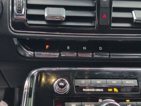 Used 2022 Lincoln Navigator L Reserve image 25