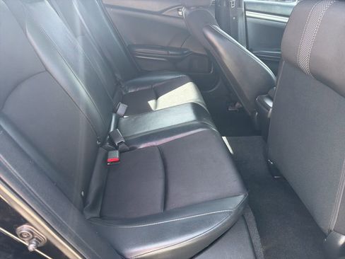 Used 2021 Honda Civic Sport image 14