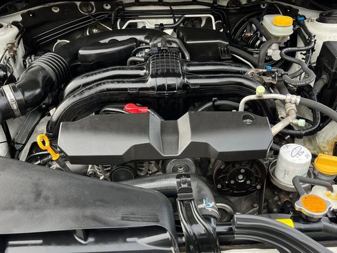 Used 2016 Subaru Crosstrek 2.0i Premium w/ Moonroof Package image 21