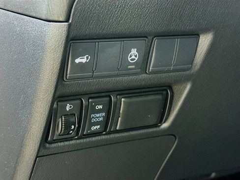 Used 2018 INFINITI QX80 4WD image 12