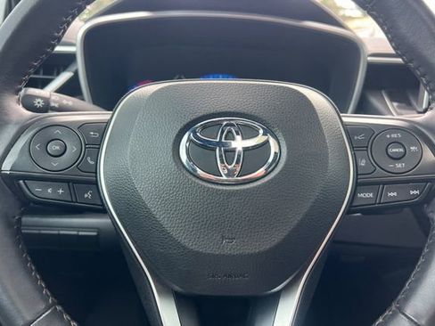 Used 2022 Toyota Corolla XSE FWD image 22