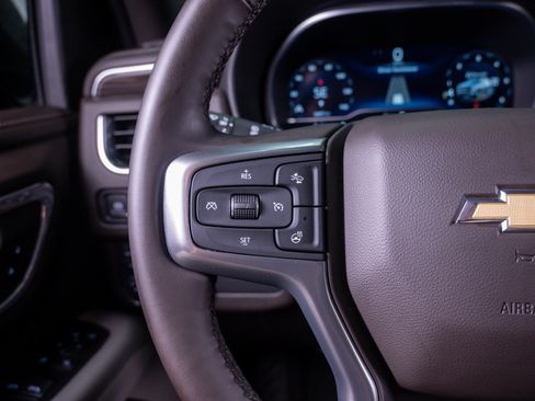 Used 2023 Chevrolet Tahoe LT w/ Luxury Package AWD/4WD image 23