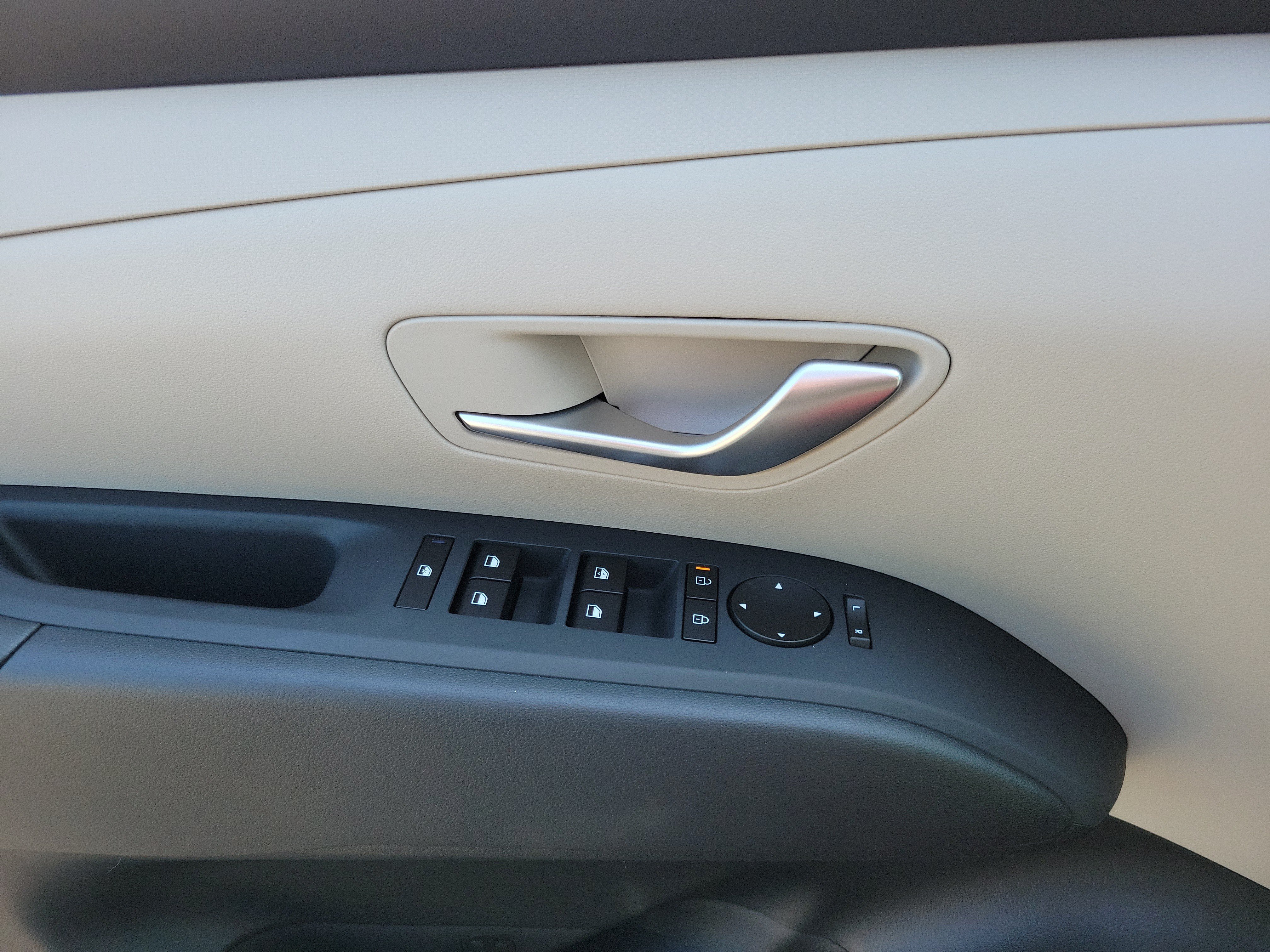 New 2026 Hyundai Tucson SE FWD image 17