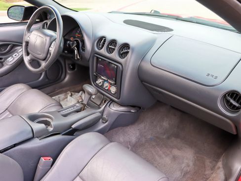 Used 1999 Pontiac Firebird Trans Am RWD image 17