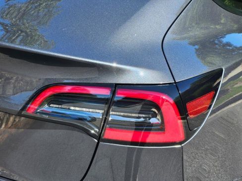 Used 2023 Tesla Model 3 Standard Range RWD image 26