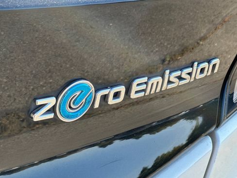 Used 2019 Nissan Leaf SV Plus w/ SV All Weather Package FWD image 38
