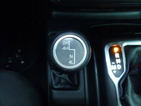 Used 2020 Jeep Gladiator Sport w/ Quick Order Package 24S AWD/4WD image 20