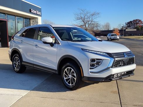New 2026 Mitsubishi Eclipse Cross ES image 12