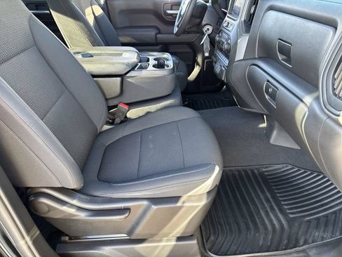 Used 2021 Chevrolet Silverado 1500 Custom AWD/4WD image 23