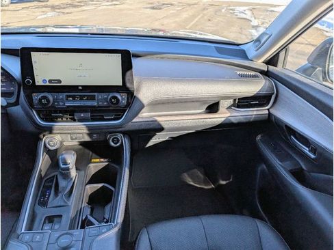 Used 2024 Toyota Grand Highlander Limited image 26